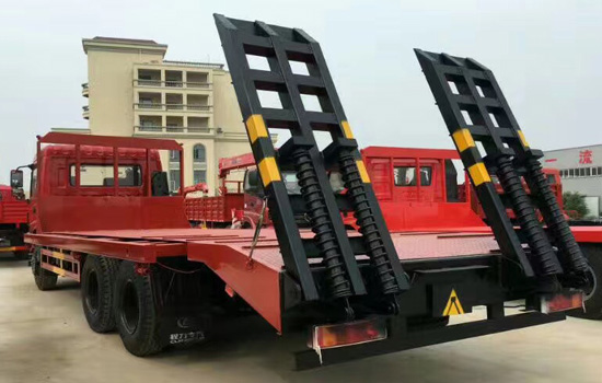 【國五】東風(fēng)后八輪挖機(jī)平板車 【國五】東風(fēng)后八輪挖機(jī)平板車