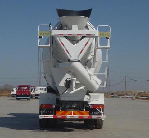 期太爾混凝土攪拌運輸車 期太爾混凝土攪拌運輸車