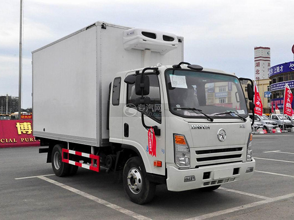 大運(yùn)4.05米貨廂冷藏車