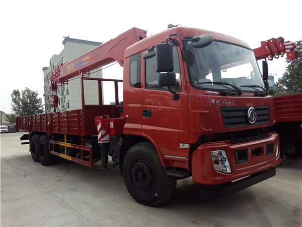 東風后雙橋12噸隨車吊 東風后雙橋12噸隨車吊