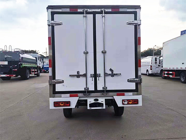 福田祥菱國(guó)六藍(lán)牌冷藏車