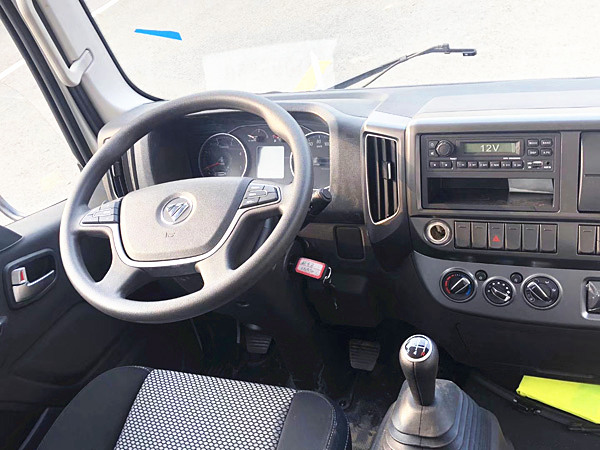 福田歐馬可S1國六藍牌冷藏車內飾